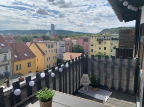 Apartment Skyline of Jena, luxuriös, einzigartig, free Wifi, Parkplatz, klimatisiert, zentral, Jena